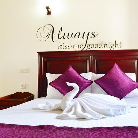 Cinnamon Holiday Inn Hikkaduwa Kültér fotó