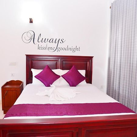 Cinnamon Holiday Inn Hikkaduwa Kültér fotó